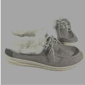 Hey Dude BRITT Charcoal Gray Fur Lined Lace-Up Shoes Size 10 Cozy Casual Comfort